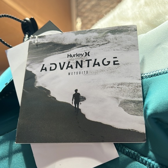 Hurley wetsuit - Picture 9 of 14